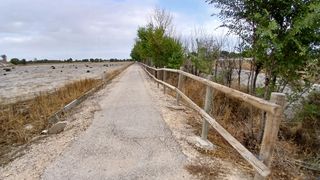 Terreno parcela recreo junto a via verde Albacete