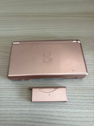 Nintendo DS Lite