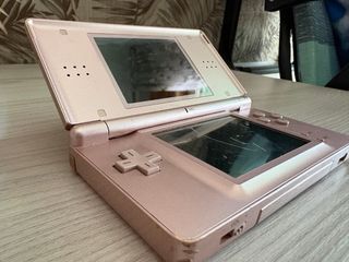 Nintendo DS Lite