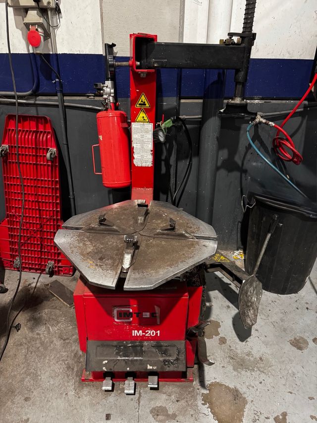 Desmontadora de neumáticos Imtec IM-201