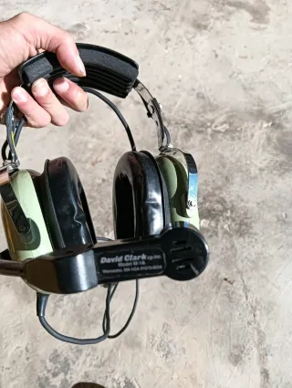 Auriculares David Clark ULM