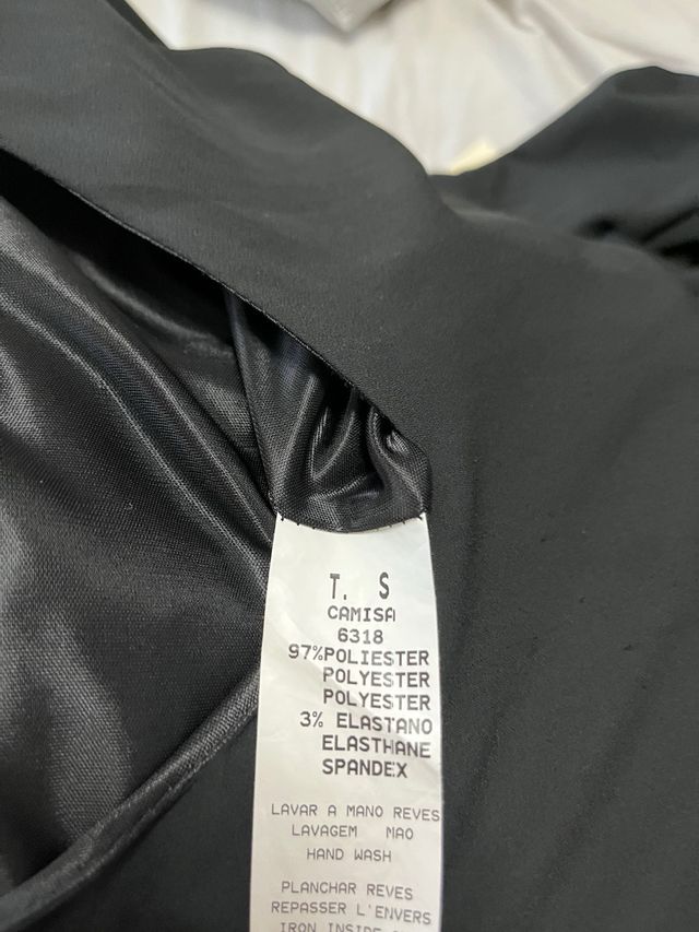 Camisa negra mujer manga acampanada