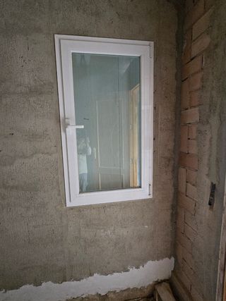 Ventana aluminio 130x75 oscilobatiente