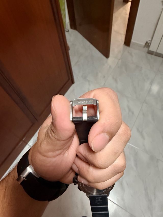 Reloj TAG Heuer Cronógrafo Plata y Negro