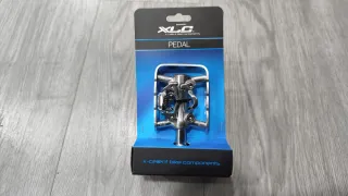 Pedal XLC color plata