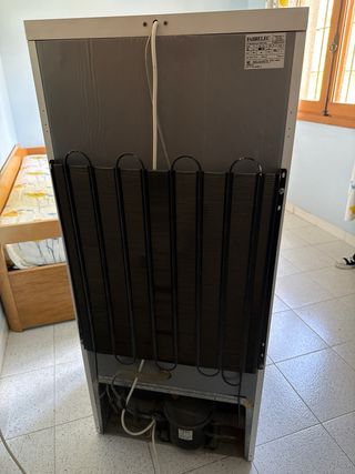 Congelador Vertical Blanco Westinghouse