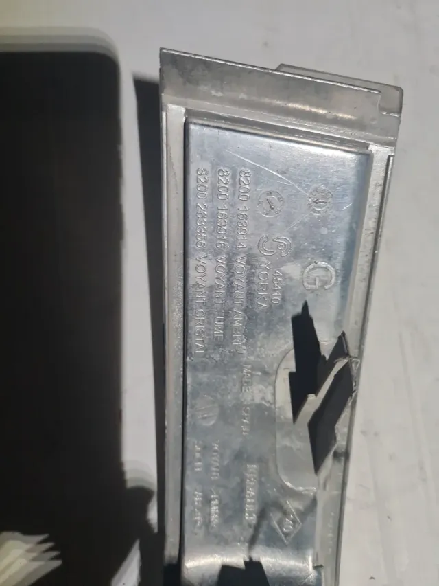 Piloto Delantero Izquierdo Mascott