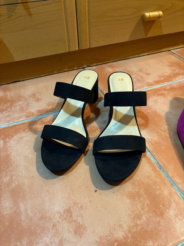 Lote de zapatos y botas