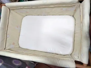 Minicuna Moisés Madera Ruedas