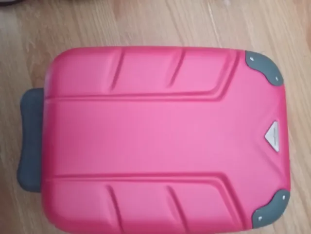 Maletas pequeñas rosa y gris