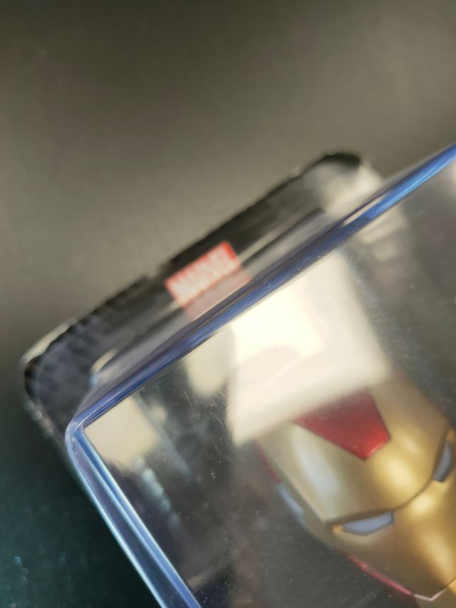 Casco de Iron Man Mark 85 Marvel a escala