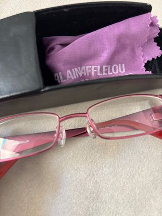 Gafas Alain Afflelou Rosas. De metal.
