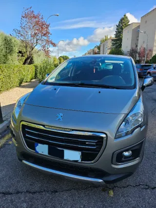 Peugeot 3008 hybrid4 200cv diésel hibrido 4x4 185