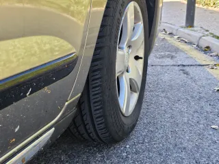 Peugeot 3008 hybrid4 200cv diésel hibrido 4x4 185