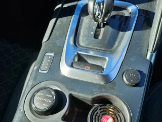 Peugeot 3008 hybrid4 200cv diésel hibrido 4x4 185