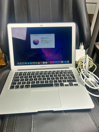 MacBook Air 2017 8GB RAM 128GB