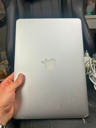 MacBook Air 2017 8GB RAM 128GB