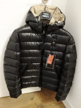 Chaqueta Blauer Negra Plumas