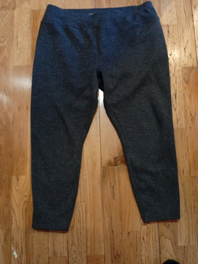 Pantalón cómodo gris