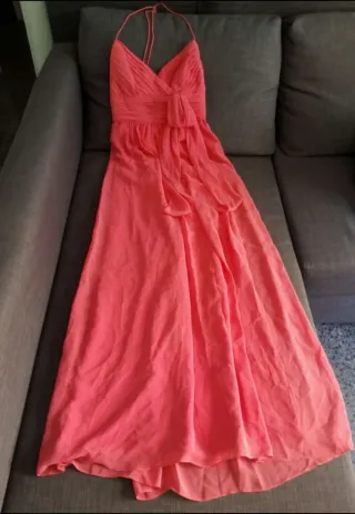 Vestido de fiesta coral