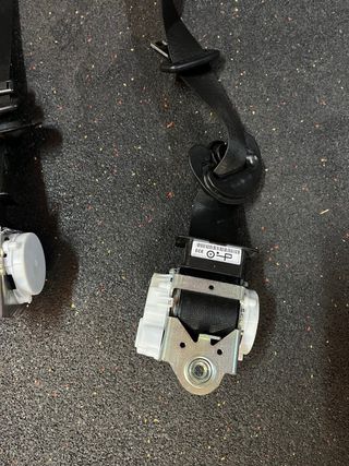 Cinturónes de seguridad delanteros BMW serie 3,1,5