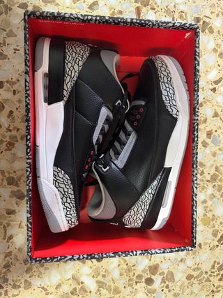 Air Jordan 3 Retro OG Cement