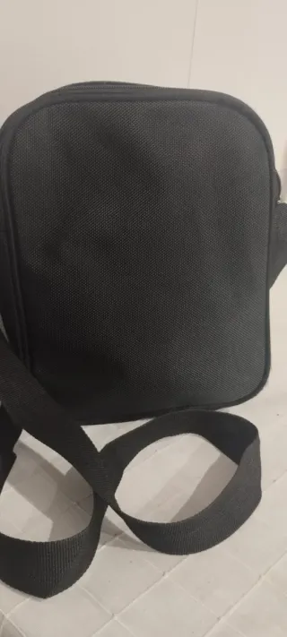 Bolso bandolera nylon negro