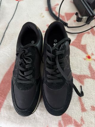 Zapatos de mujer negros tigre