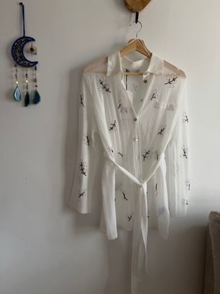Camisa Zara punto fino abalorios