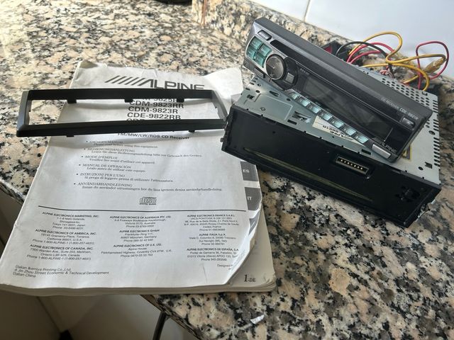 Radio CD Alpine CDM-9823RR
