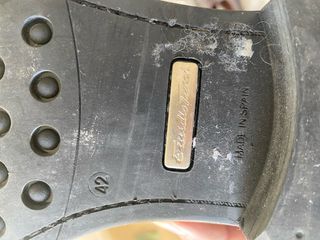 Zapatos Emidio Tucci Granates Elegantes