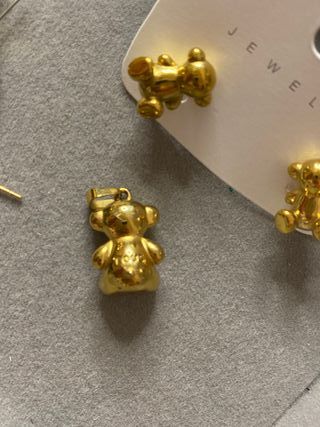 Conjunto Pendientes y Colgante Oso Dorado