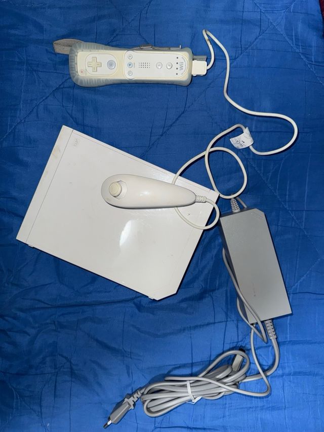 Consola PS2 + Wii + Giochi (prezzo aumenta)