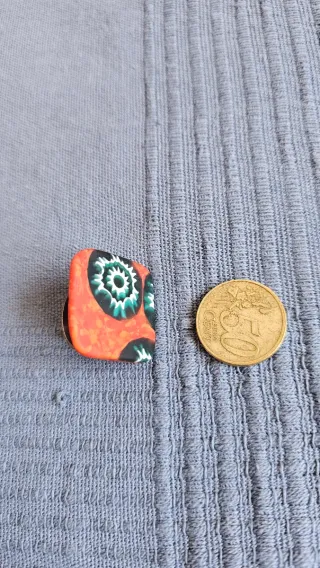 Anillo artesanal ( piedra ) multicolor