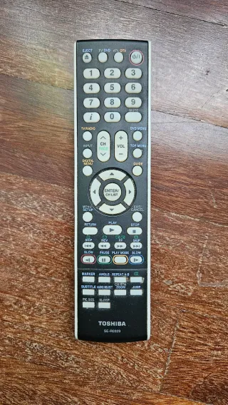 Televisor Toshiba LCD con DVD 22"