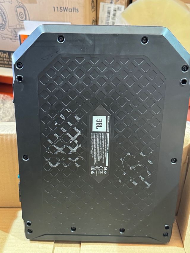 Subwoofer JBL BassPro SL2 8 polegadas