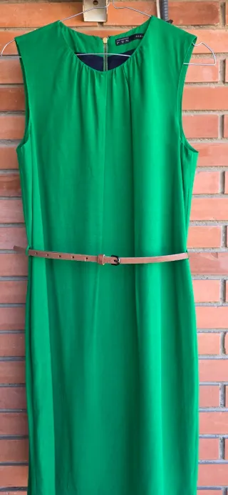 Vestido Zara verde T.M forrado
