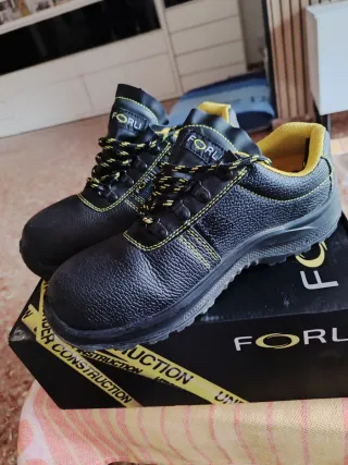 Zapatos de seguridad FORLI negros y amarillos