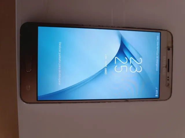 Samsung Galaxy J5 Oro (2016)