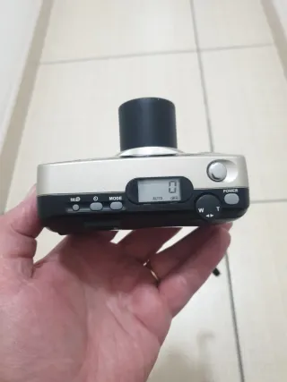 Macchina fotografica Konica Zoom FX70