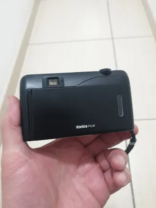 Macchina fotografica Konica Zoom FX70