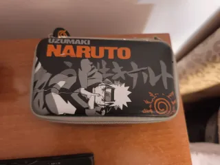 Nintendo DSi Negra + 3 Juegos