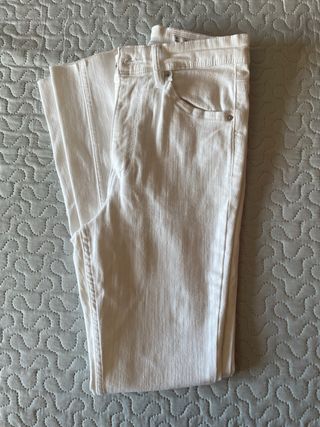 Pantalón vaquero blanco