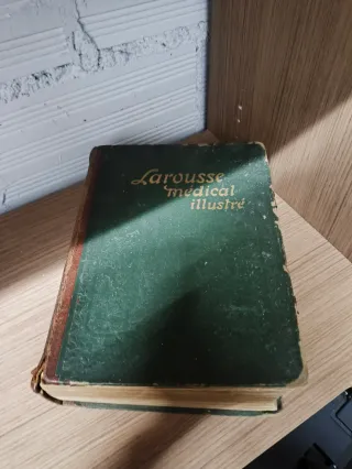 Libro de Medicina Larousse medical Ilustre