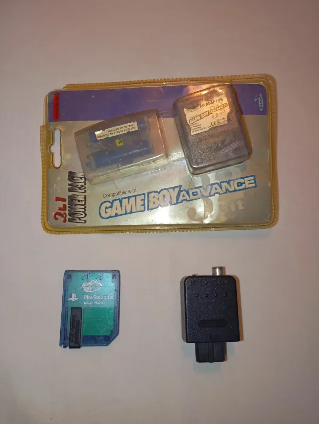 Lote de acessórios de Game Boy Advance