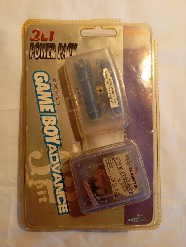Lote de acessórios de Game Boy Advance