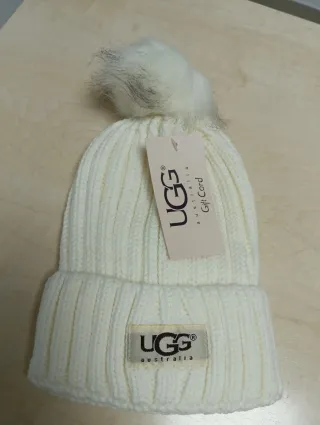 Gorro UGG Blanco con pompón