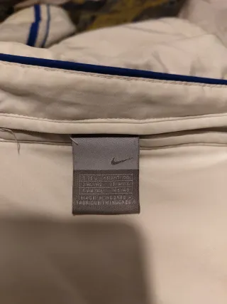 Cazadora reversible Nike blanca y azul