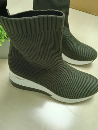 Zapatillas Bota Verde