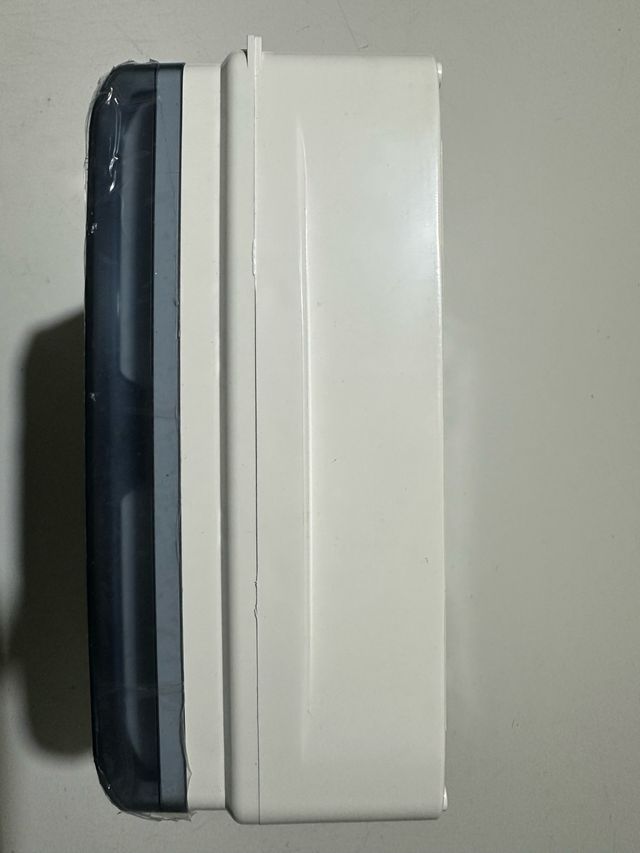 Caja de distribución eléctrica CE M25